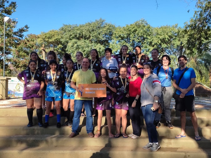 Campeões dos Jogos Escolares são recepcionados em Santa Helena (vídeo)